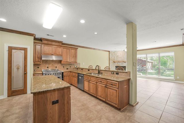 3522 Wellspring Lake Drive, Fulshear, TX 77441