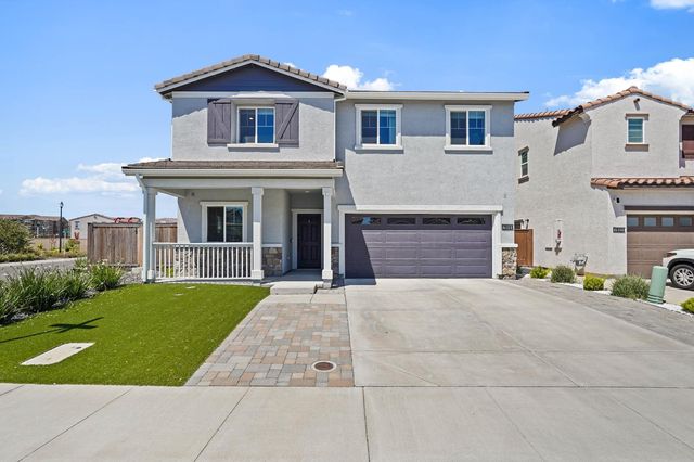 7040 Star Trail Way, Roseville, CA 95747