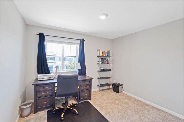 7040 Star Trail Way, Roseville, CA 95747
