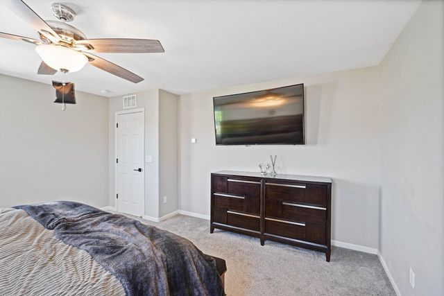 7040 Star Trail Way, Roseville, CA 95747