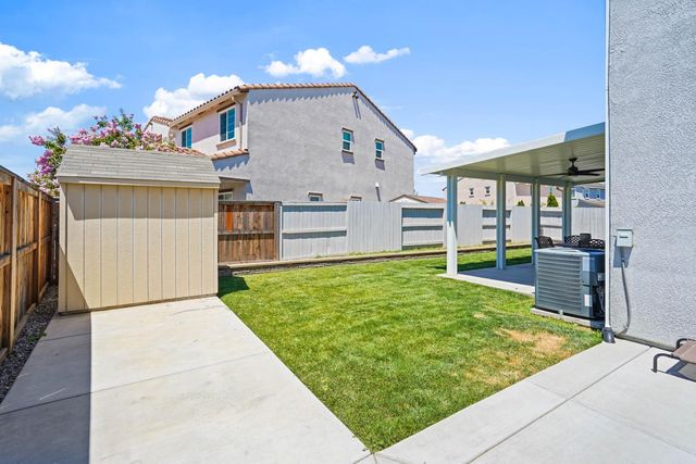 7040 Star Trail Way, Roseville, CA 95747