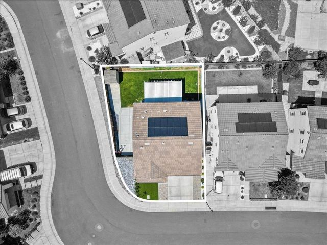 7040 Star Trail Way, Roseville, CA 95747