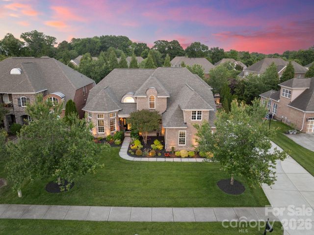 11729 Avaly Lane, Charlotte, NC 28277