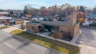 26095 5 Mile Road, Redford Charter Township, MI 48239
