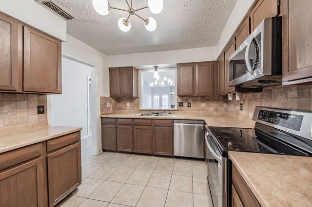 6107 Spyglass Lane, Garland, TX 75043