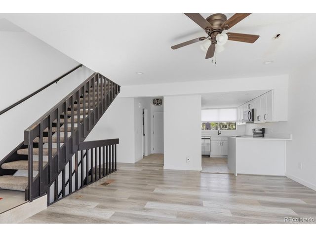 20 S Nome St B, Aurora, CO 80012