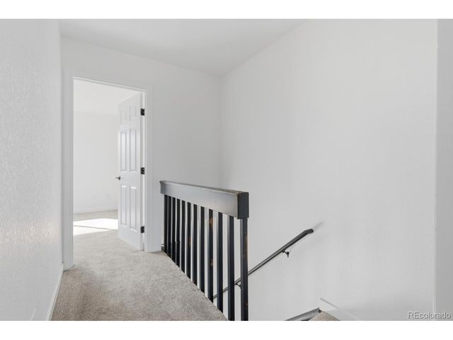 20 S Nome St B, Aurora, CO 80012