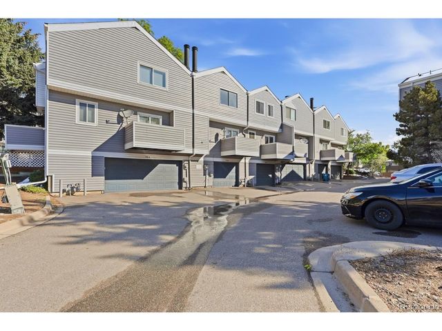 20 S Nome St B, Aurora, CO 80012