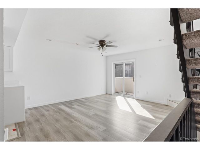 20 S Nome St B, Aurora, CO 80012