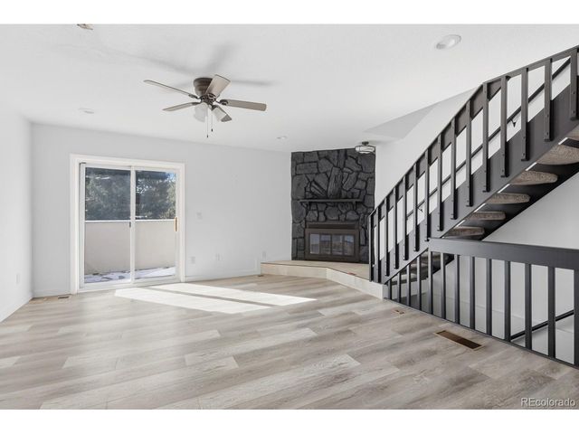 20 S Nome St B, Aurora, CO 80012