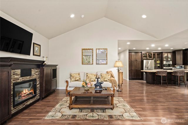 5614 E Lake Bosworth Drive, Snohomish, WA 98290
