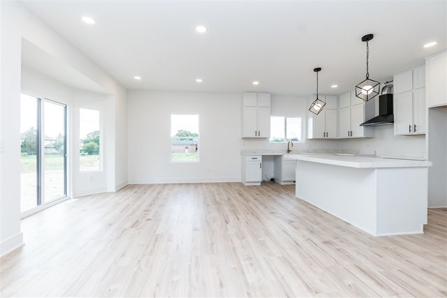 19342 Newburgh Road, Livonia, MI 48152