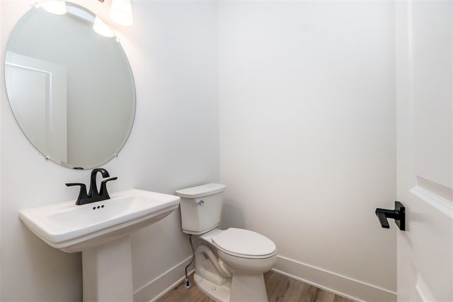 19342 Newburgh Road, Livonia, MI 48152