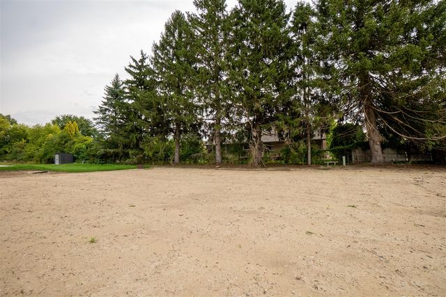 19342 Newburgh Road, Livonia, MI 48152