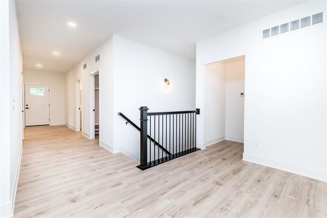 19342 Newburgh Road, Livonia, MI 48152