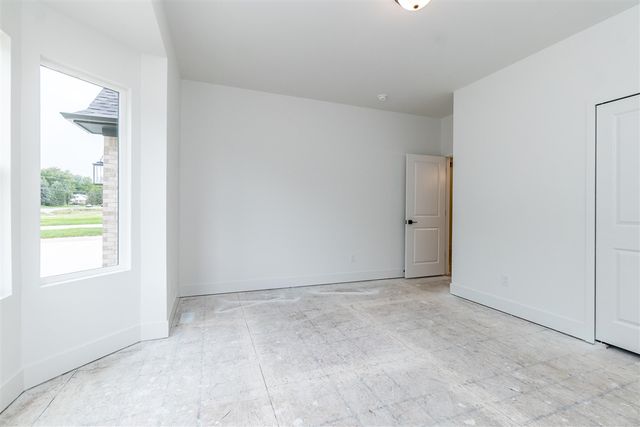 19342 Newburgh Road, Livonia, MI 48152