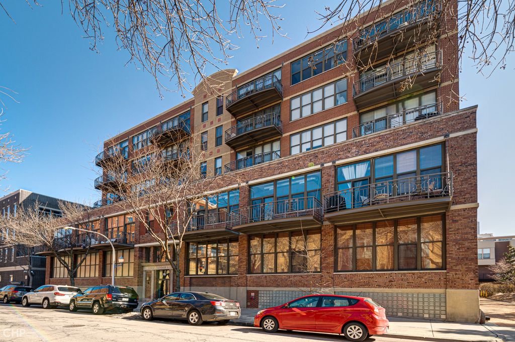 15 S Throop Street 209, Chicago, IL 60607