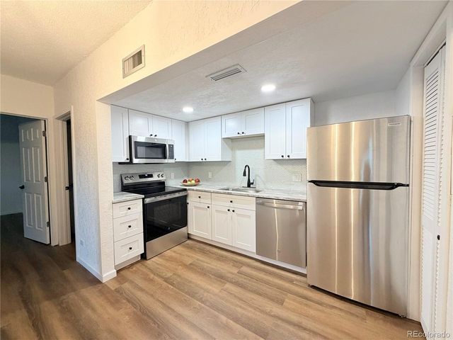 9995 E Harvard Ave 274, Denver, CO 80231