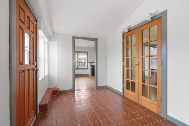 213 Harvard Drive SE, Albuquerque, NM 87106