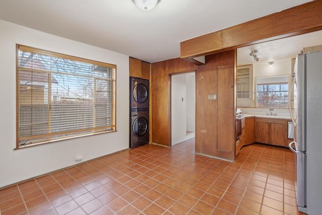 213 Harvard Drive SE, Albuquerque, NM 87106