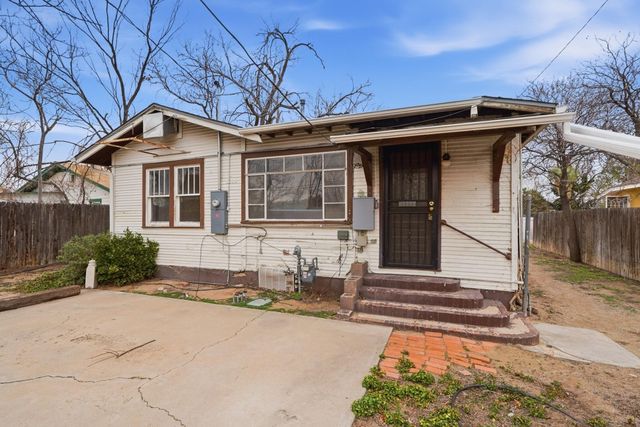 213 Harvard Drive SE, Albuquerque, NM 87106