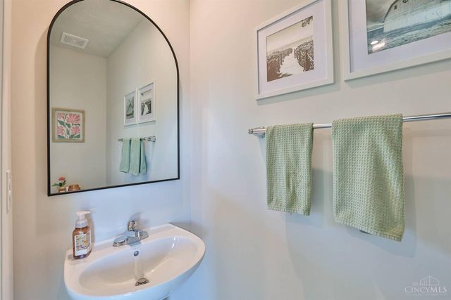 5760 Autumn Drive, Middletown, OH 45042