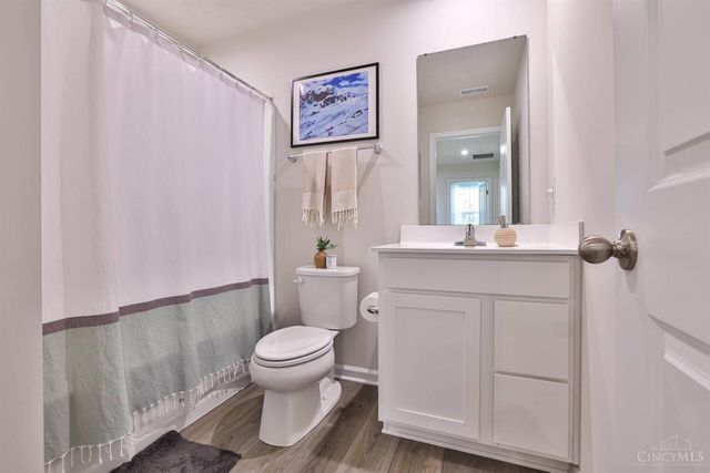 5760 Autumn Drive, Middletown, OH 45042