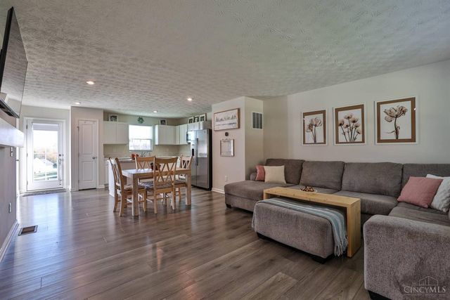 5760 Autumn Drive, Middletown, OH 45042