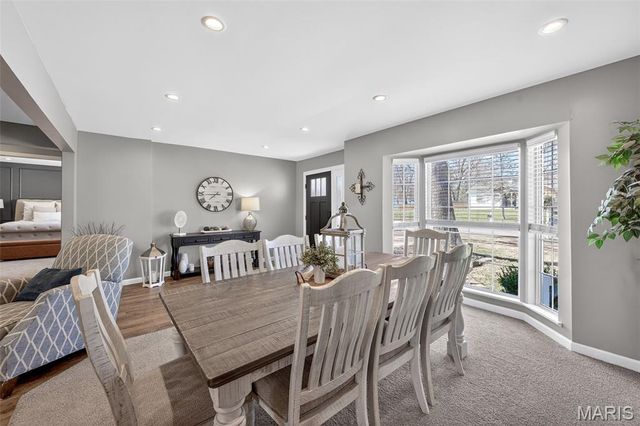 222 Dale Court, Ballwin, MO 63011