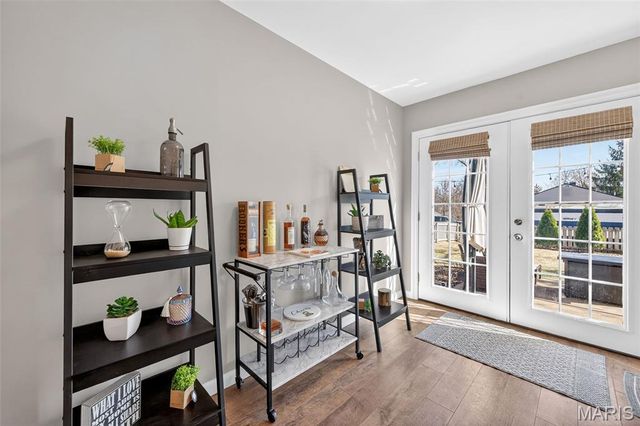 222 Dale Court, Ballwin, MO 63011