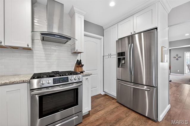 222 Dale Court, Ballwin, MO 63011