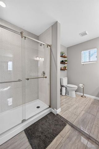 222 Dale Court, Ballwin, MO 63011