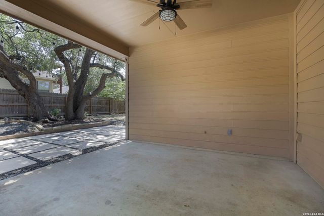 5718 Thunder Oaks, San Antonio, TX 78261