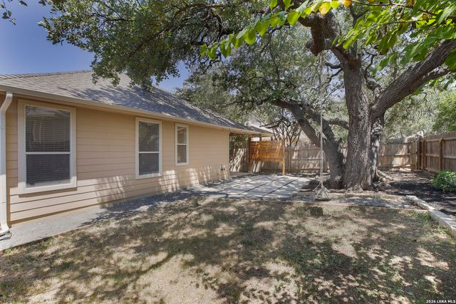 5718 Thunder Oaks, San Antonio, TX 78261