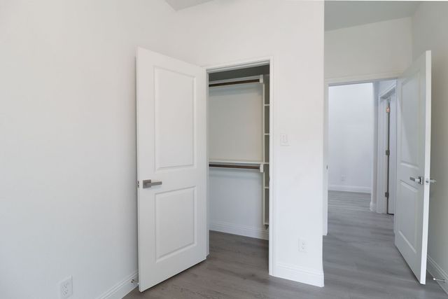 2613 Chestnut Avenue, Fort Worth, TX 76164