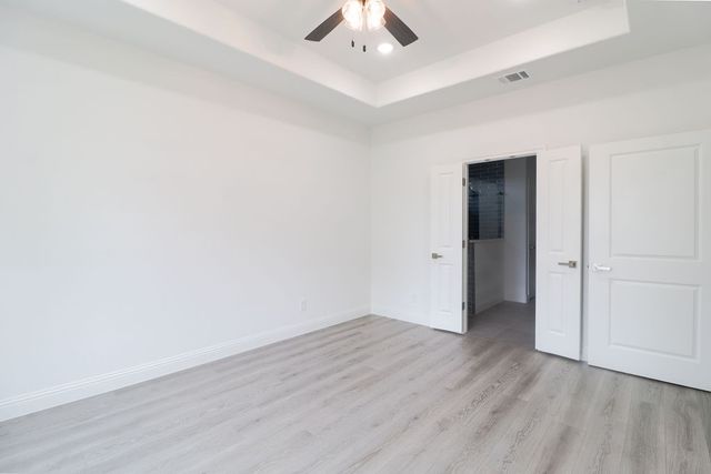 2613 Chestnut Avenue, Fort Worth, TX 76164