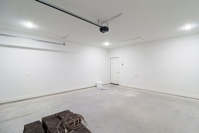 2613 Chestnut Avenue, Fort Worth, TX 76164