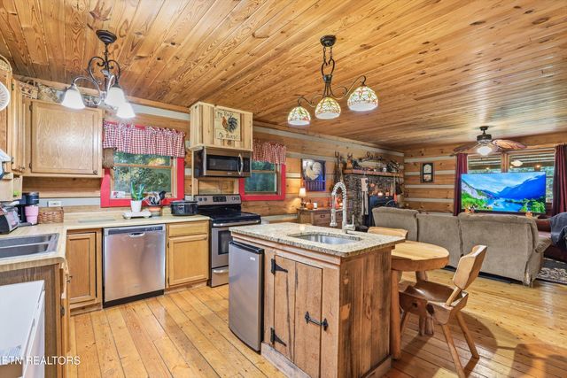 1521 Mcghee Springs Way, Maryville, TN 37803