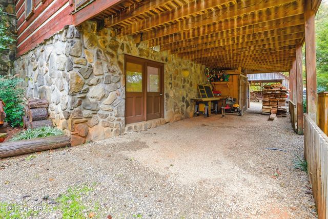 1521 Mcghee Springs Way, Maryville, TN 37803