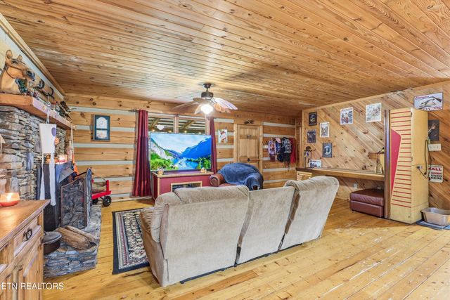 1521 Mcghee Springs Way, Maryville, TN 37803