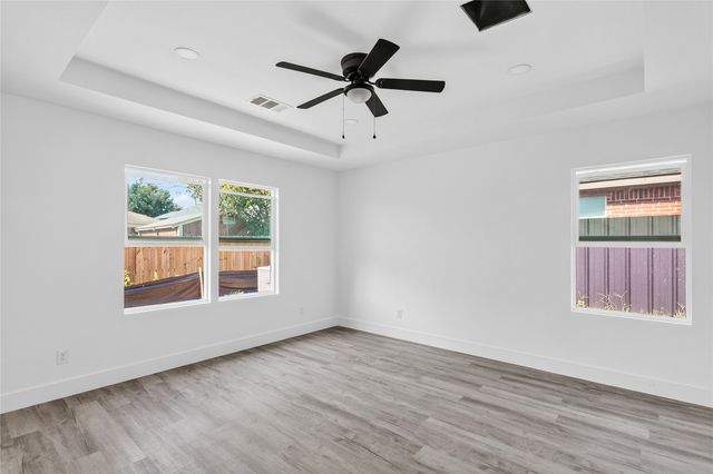 9704 Valley Mills Lane, Dallas, TX 75227