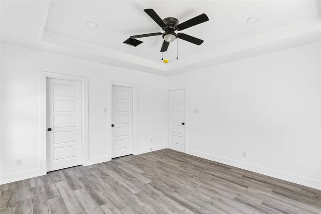 9704 Valley Mills Lane, Dallas, TX 75227