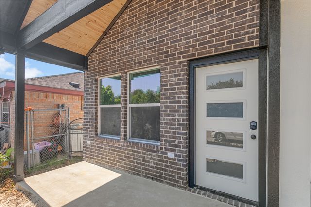 9704 Valley Mills Lane, Dallas, TX 75227
