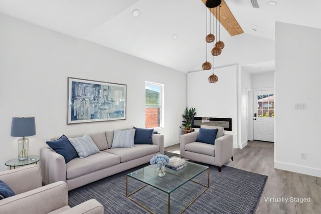 9704 Valley Mills Lane, Dallas, TX 75227