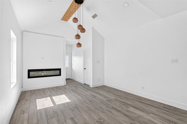 9704 Valley Mills Lane, Dallas, TX 75227