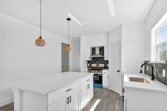 9704 Valley Mills Lane, Dallas, TX 75227