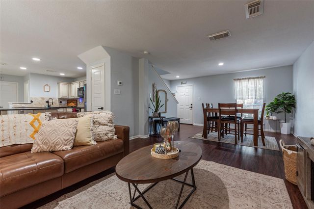 9331 Stoneridge Canyon Lane, Houston, TX 77089