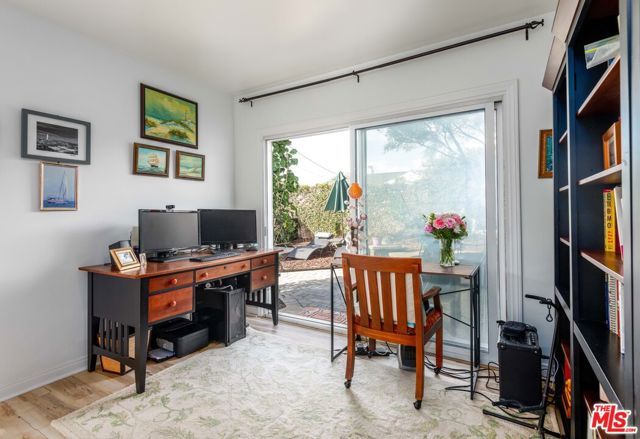 6727 W 88th Street, Los Angeles, CA 90045