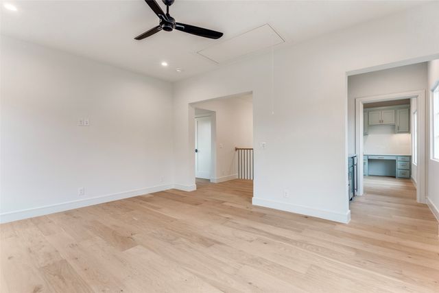 5501 Pershing Avenue, Fort Worth, TX 76107