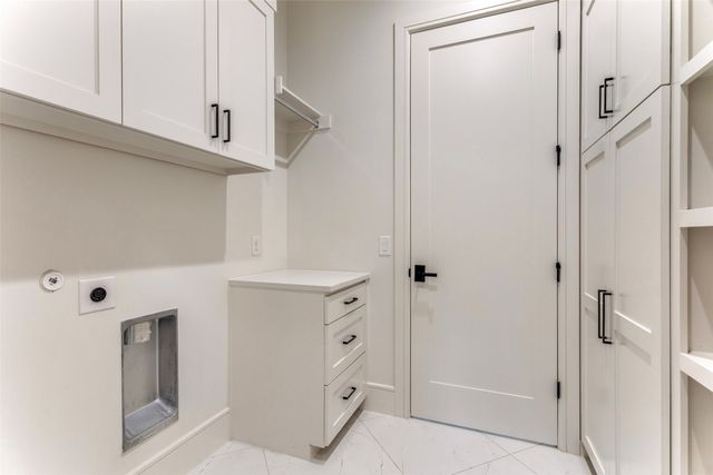 5501 Pershing Avenue, Fort Worth, TX 76107